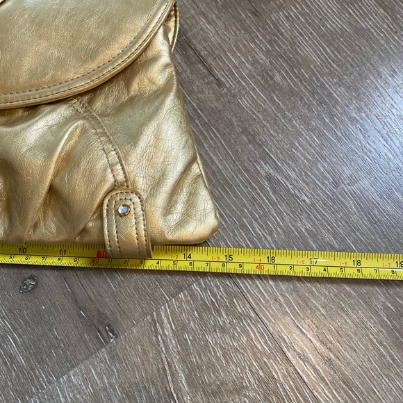 Y2KMetallic Leather Gold clutch lioness poly anthro free people Zara - Picture 7 of 8